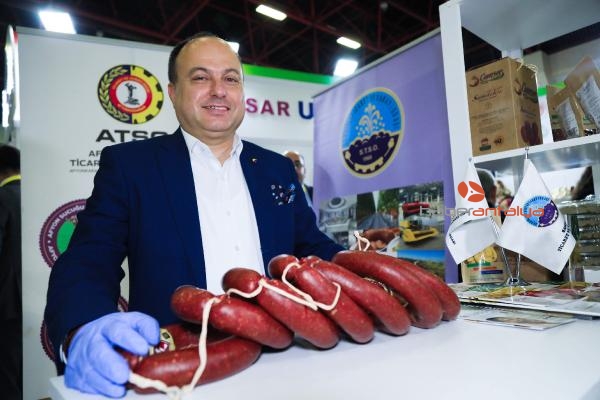 Afyon sucuğunu farklı yapan manda eti EKONOMİ ANTALYA'NIN İLK VE
