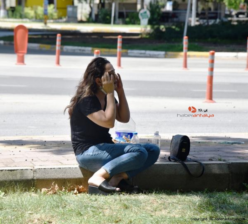 Kaza yapan kadın psikiyatristin cüzdanını çaldılar ASAYİŞ ANTALYA