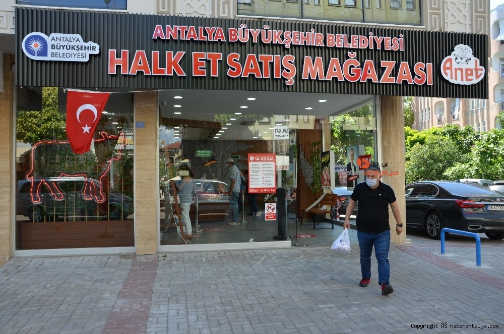 Alanya�da Halk Et Mağazası�na ilgi yoğun oldu. Bakın bir ayda ne kadar