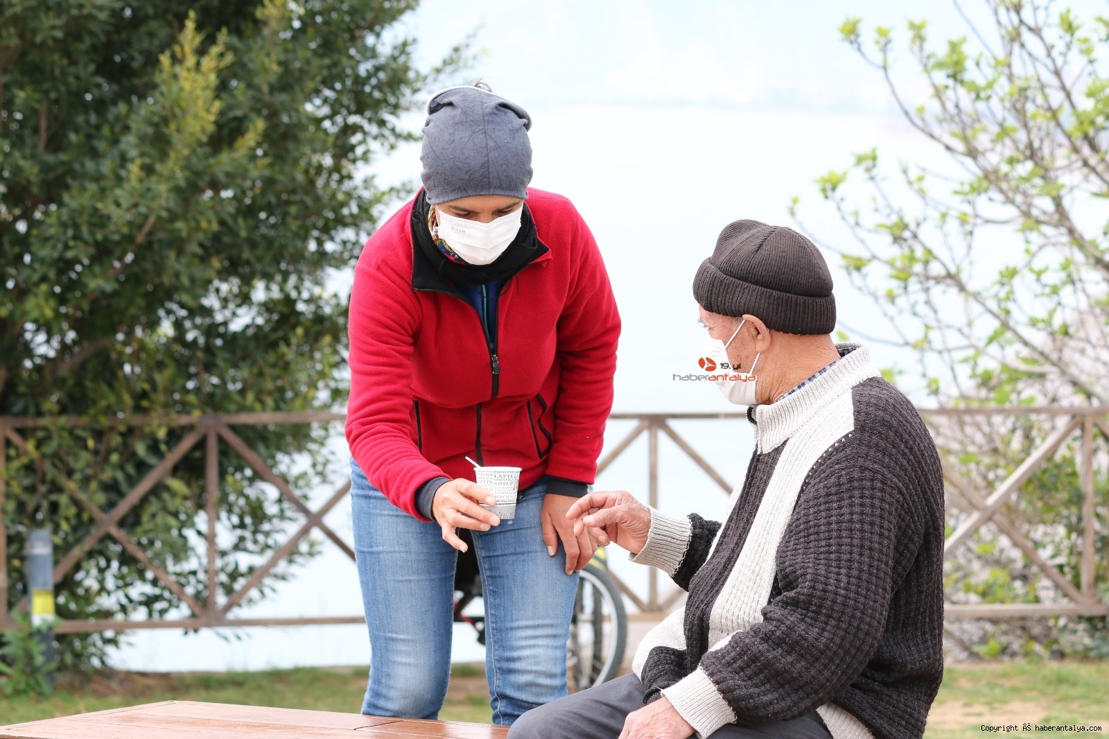 Hediye edilen bisiklet ekmek kapısı oldu YAŞAM ANTALYA�NIN İLK VE