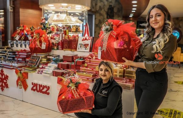 Yılbaşı sepetleri vitrine çıktı. Bakın fiyatları ne ?-3