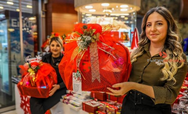 Yılbaşı sepetleri vitrine çıktı. Bakın fiyatları ne ?-4