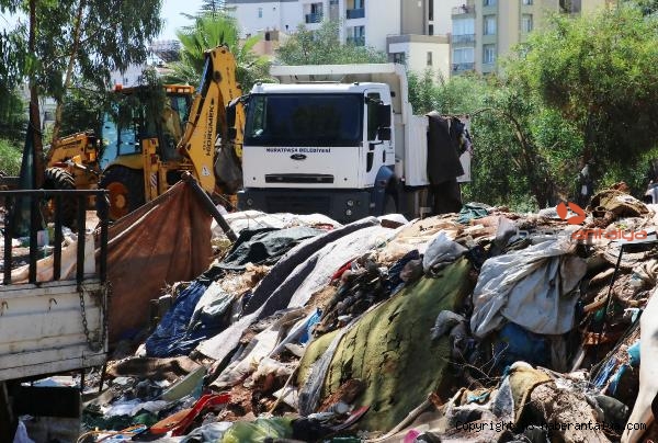 Antalya'da polis ve zabıtadan 'kötü görüntü' baskını-2
