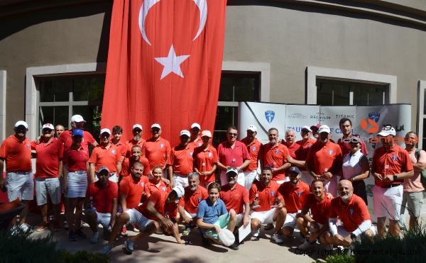 2022/08/zafer-bayrami-golf-turnuvasinin-sampiyonu-sehmuz-isik-b3ca27206670-1.jpg