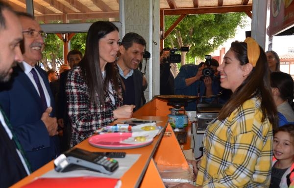 AK Parti'li Karaaslan: 6'lı masa gündemimiz değil-10