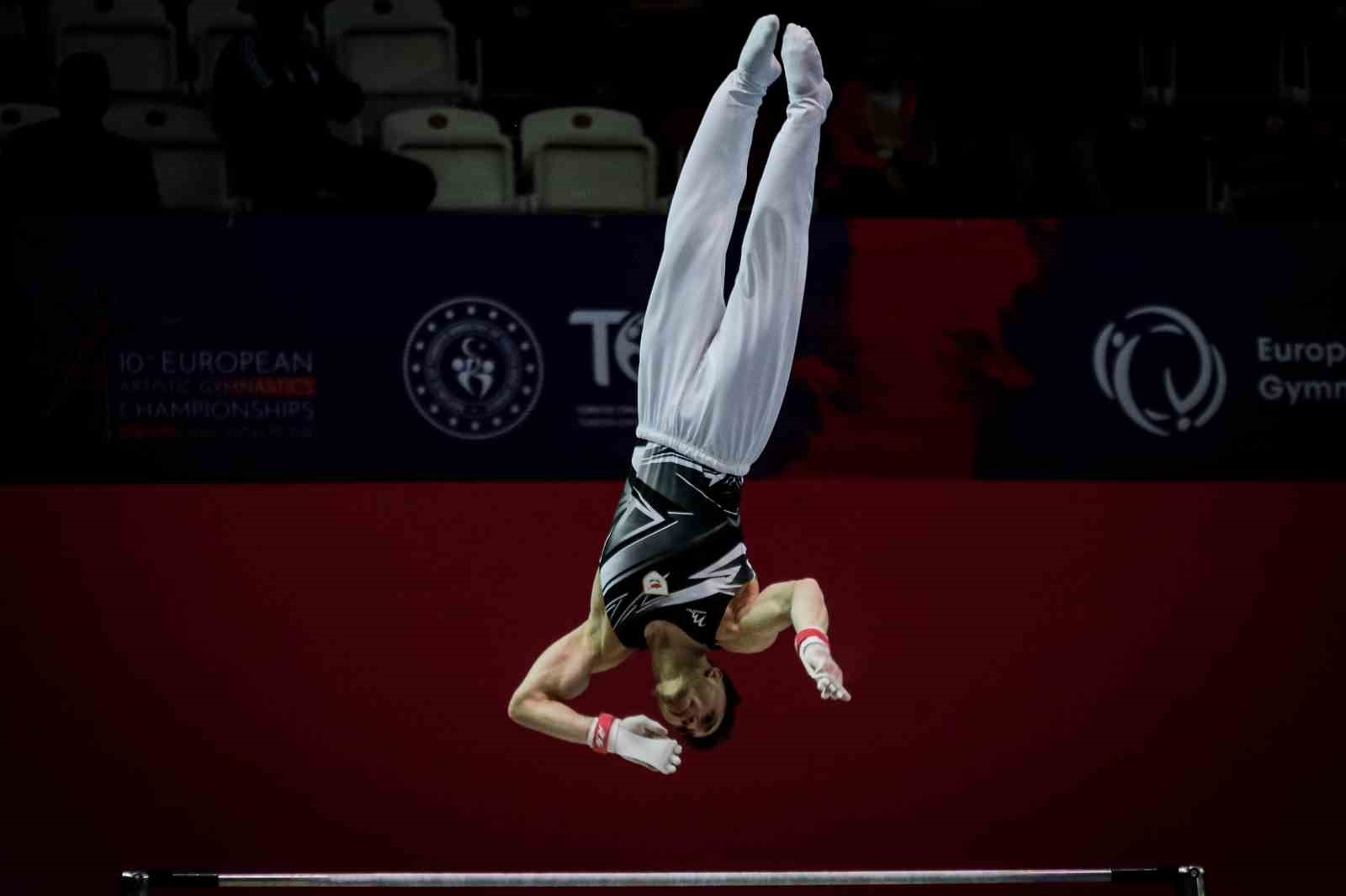 2023/04/turkiye-artistik-cimnastik-erkek-milli-takimi-avrupa-ikincisi-oldu-20230411AW86-24.jpg