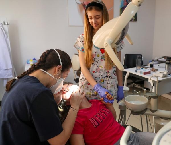 Büyükşehir'den engelli bireylere ücretsiz diş tedavisi-2