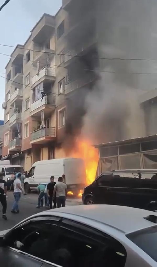 Sigara izmaritinden çıkan yangında 4'ü çocuk 8 kişi dumandan etkilendi-2