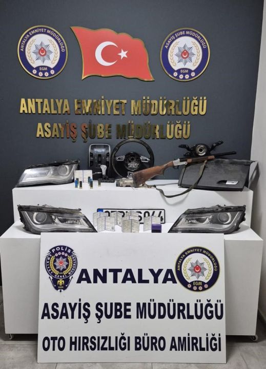 Antalya'da 'change' araç operasyonu