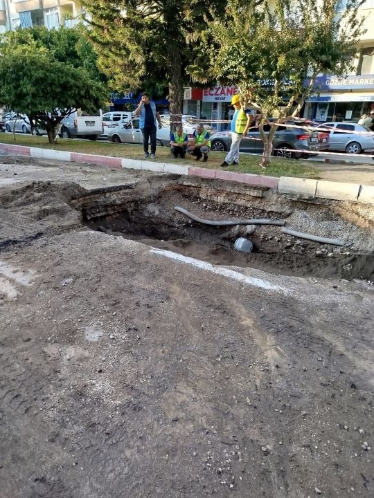 ASAT Kumluca Meydan Mahallesi’nde içme suyu hattını yenileyecek