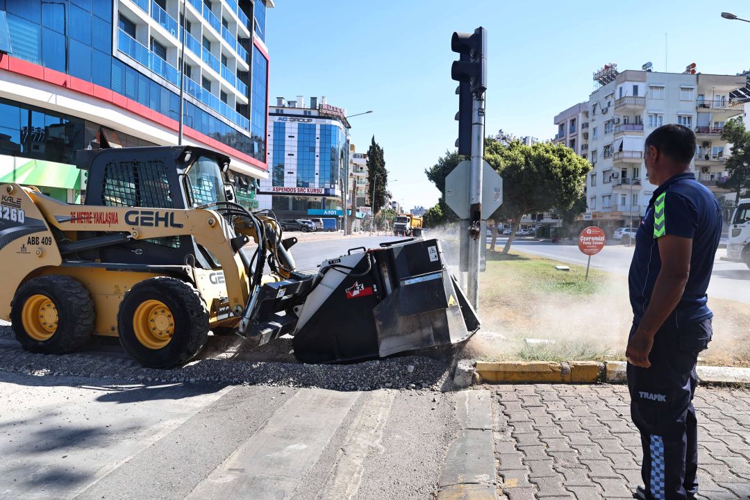 Büyükşehir sinyalizasyon alt yapısını yeniliyor