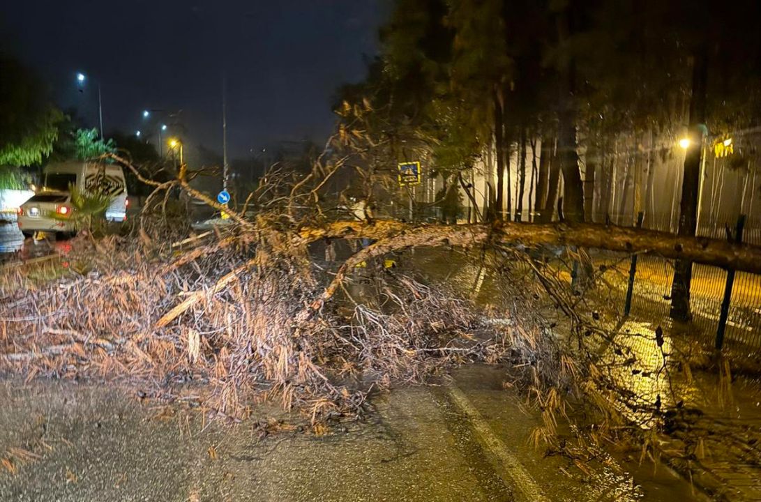 Alanya'da sağanak etkili oldu
