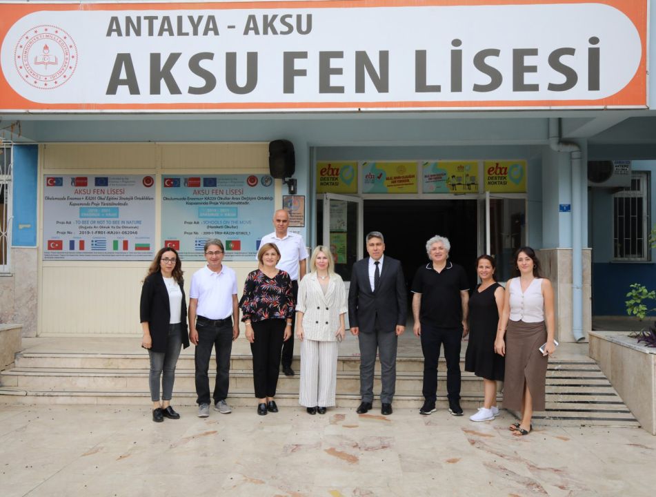 İlklerin hekimleri, öğrencilerle buluştu