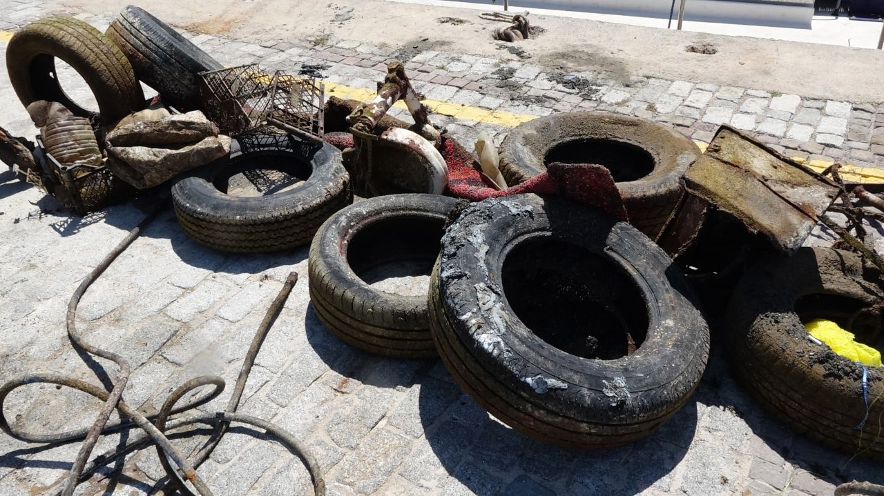 Antalya'da 'deniz çöpleri' seferberliği