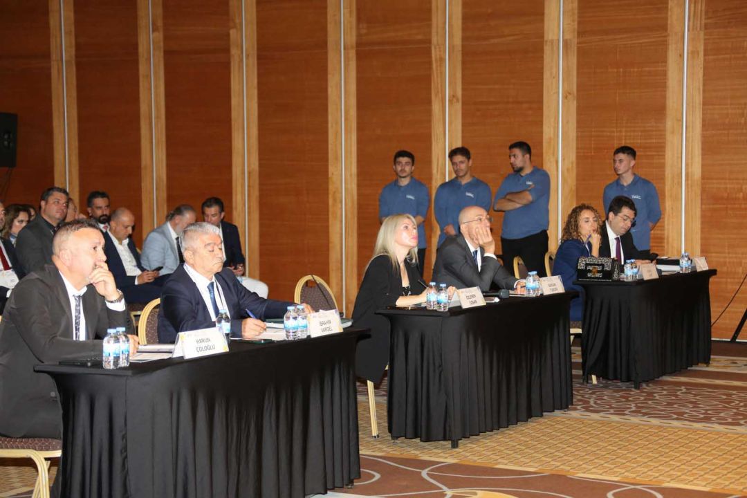 Prof. Dr. Özlenen Özkan, 47’nci Ulusal Kurultay’da öncü çalışmaları paylaştı