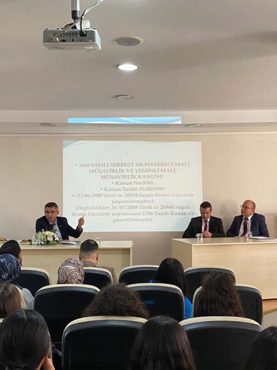 'Muhasebede Yeni Trendler: Yapay Zeka' konferansı