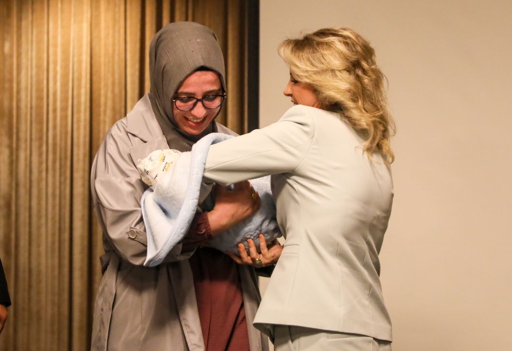 Antalya'da bu yıl 43 çocuk, koruyucu ailelerin yanına yerleştirildi