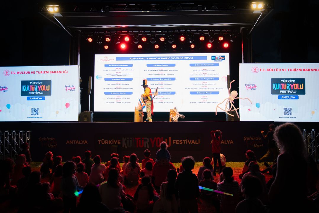 Antalya'nın kültür sanat yolculuğu hız kesmiyor