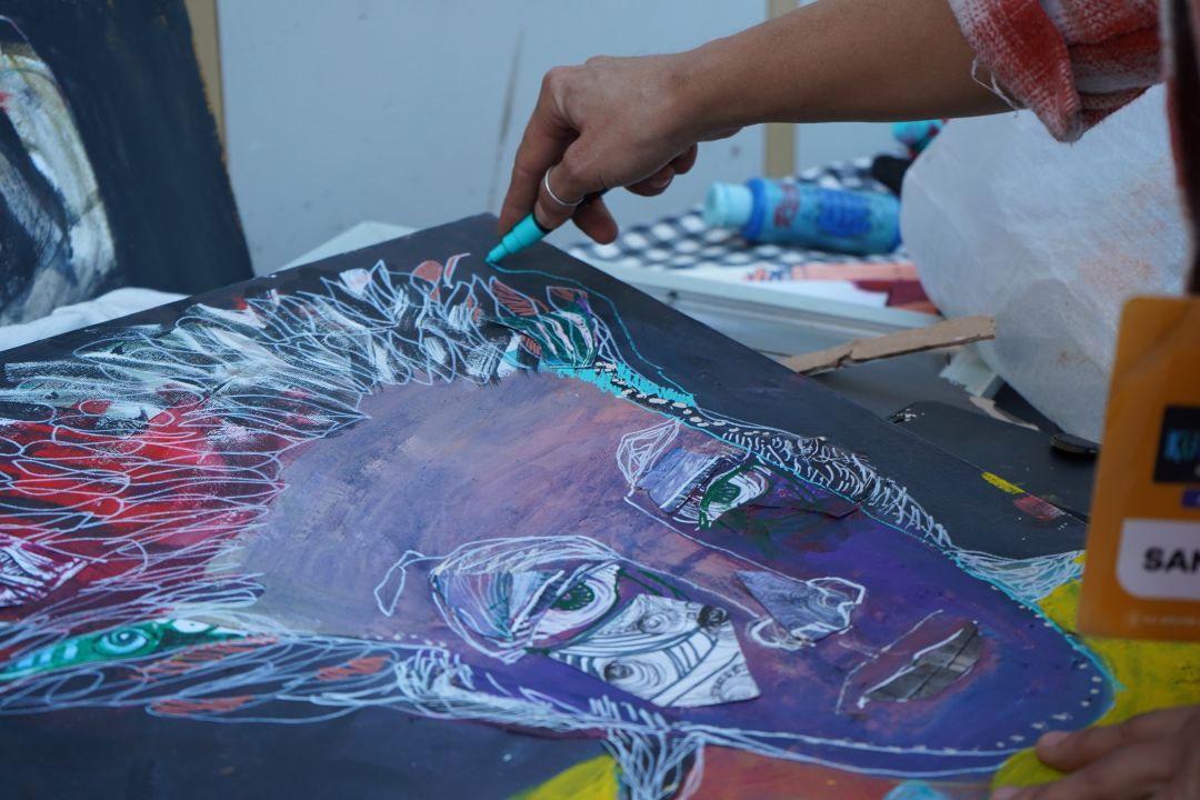 Kayıp eserlerini 'sessiz kahraman' buldu