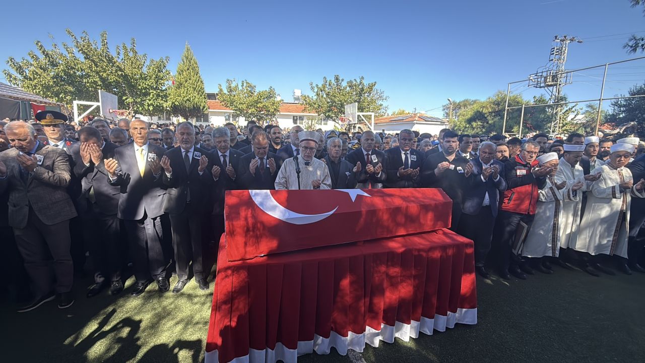 Şehit Astsubay Başçavuş Kuran, Muğla'da son yolculuğuna uğurlandı