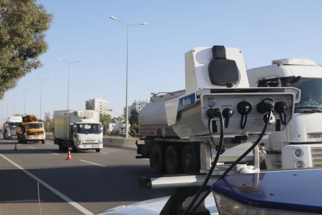 Yapay zekalı radar sistemiyle 4 şeritte aynı anda tarama