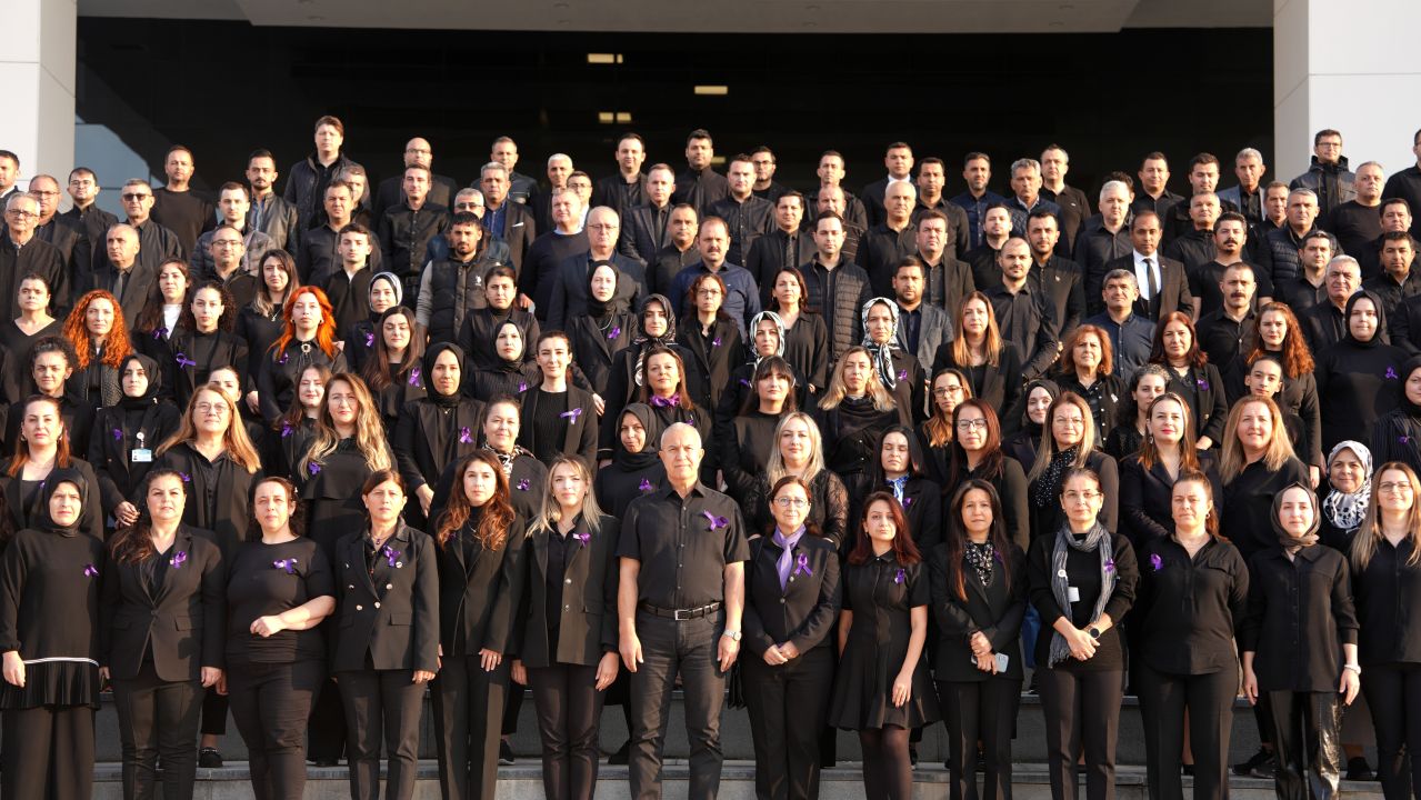 Kadına şiddete siyah tepki