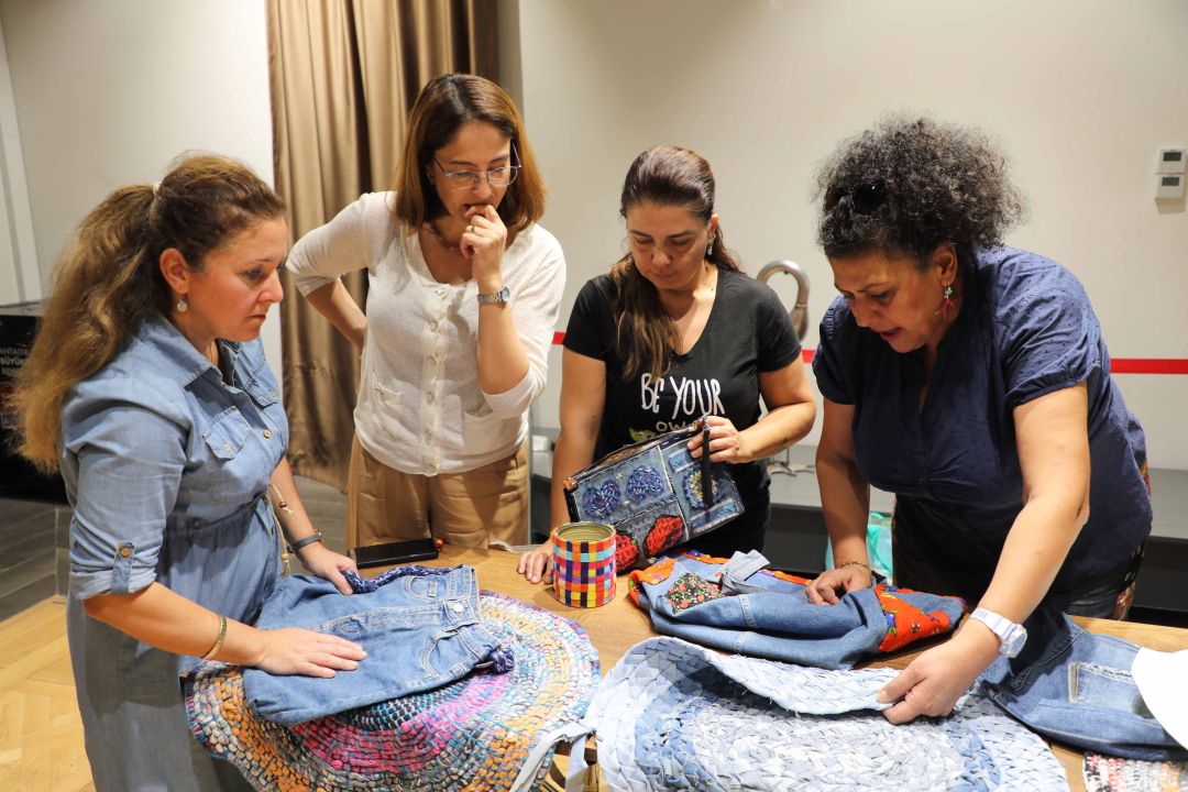 İleri dönüşüm ile eski kıyafetler ve tekstil atıkları değerleniyor