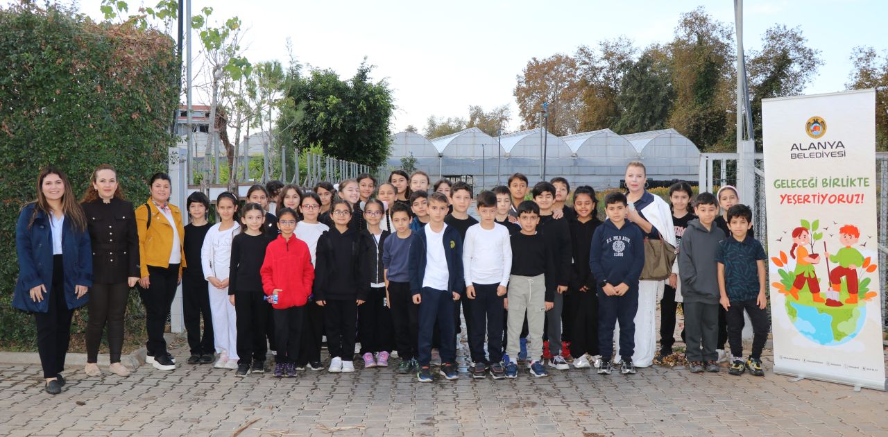 Öğrencilere çevre eğitimi