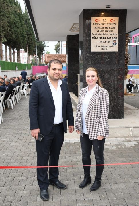 Muhtar, okuduğu okulun yıkılan çeşmesini yeniledi