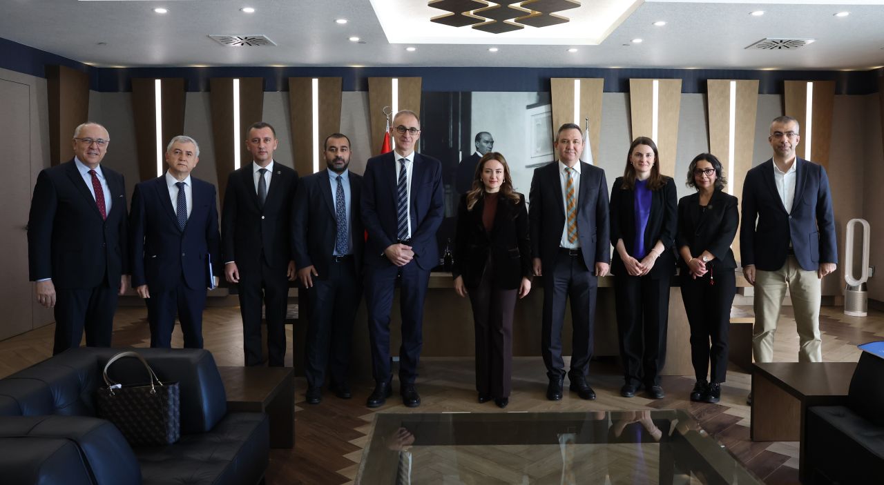 Dünya Bankası heyetinden Özdemir'e ziyaret