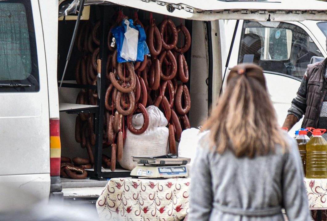 Sokakta, pazarda 'doğal, taze' sanılan 'tehlikeli' lezzet