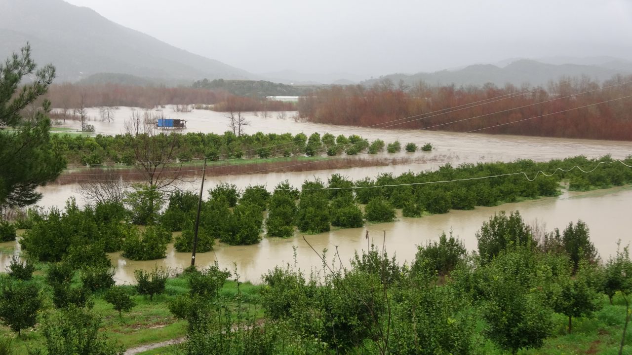 Aşırı hava olayları normalleşti; 1 yıl kuraklık, 1 yıl sel