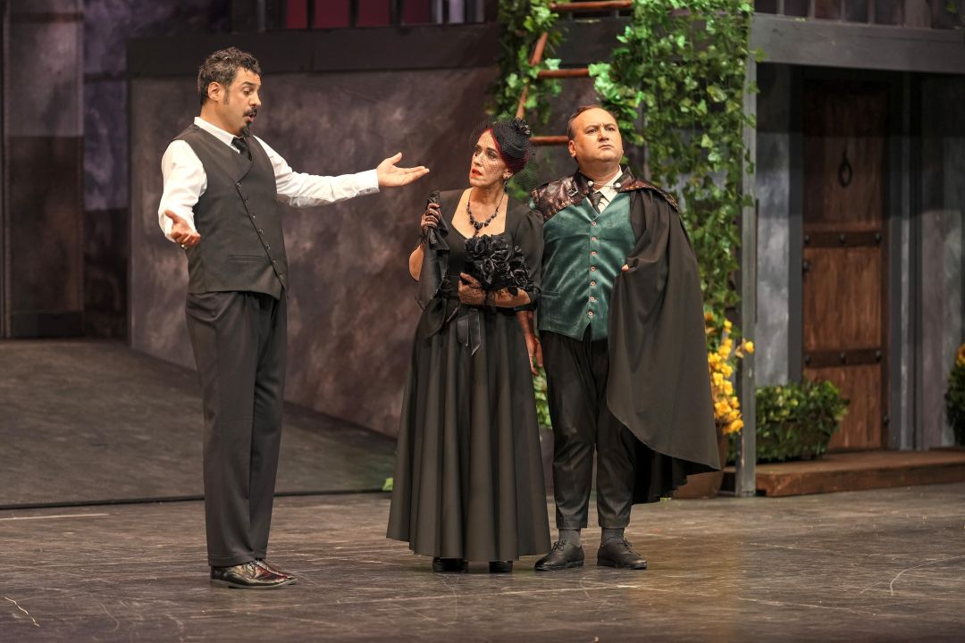 Mart ayında sahnenin ritmi durmuyor