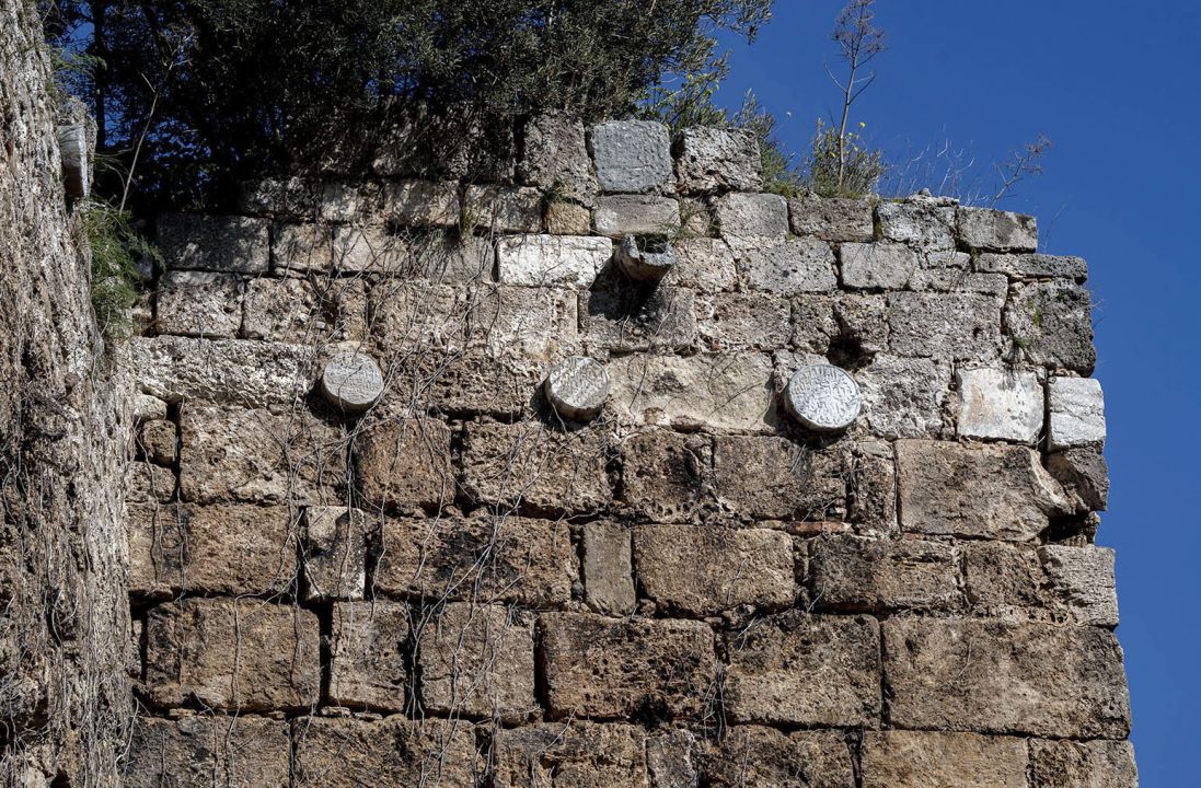 Kaleiçi'nde, Selçuklu'nun kayıp kitabeleri bulundu
