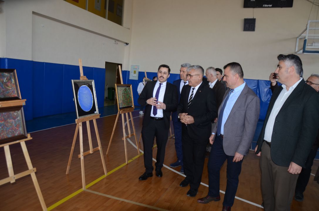 Ebru, hat ve naht sergisi