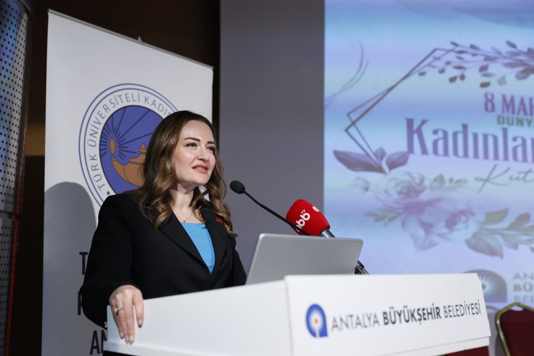 Kadın muhtarlarla eşitlikçi uygulamalar paneli