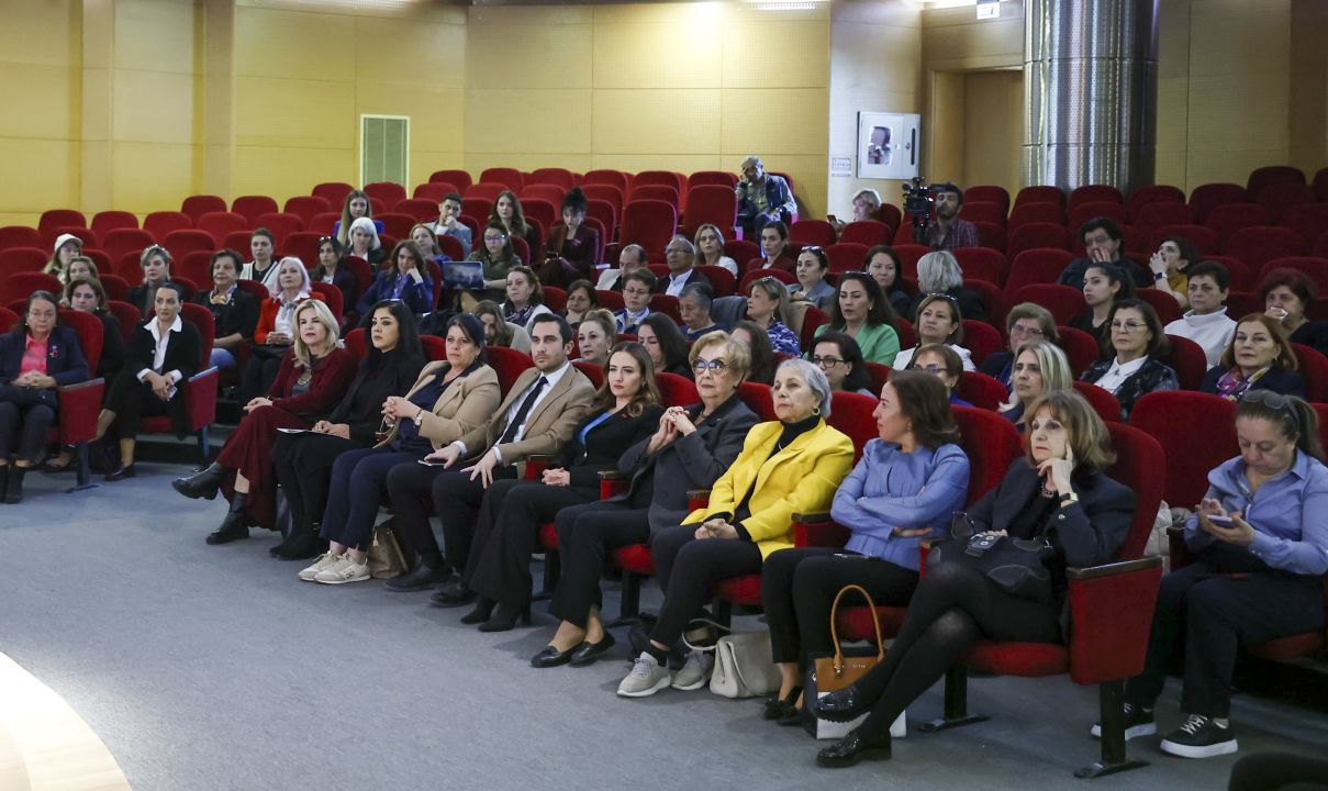 Kadın muhtarlarla eşitlikçi uygulamalar paneli