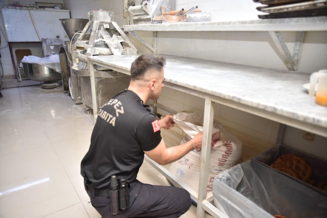 Kepez'de fırın ve unlu mamul işletmelerine sıkı denetim