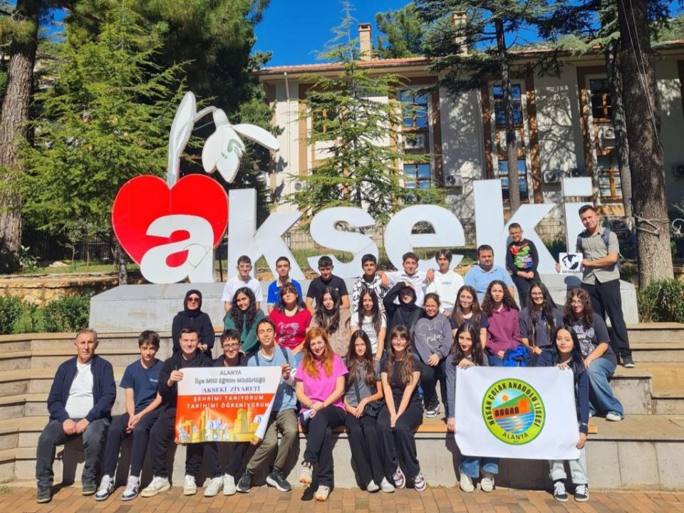 Antalyalı öğrenciler şehrini tanıyor