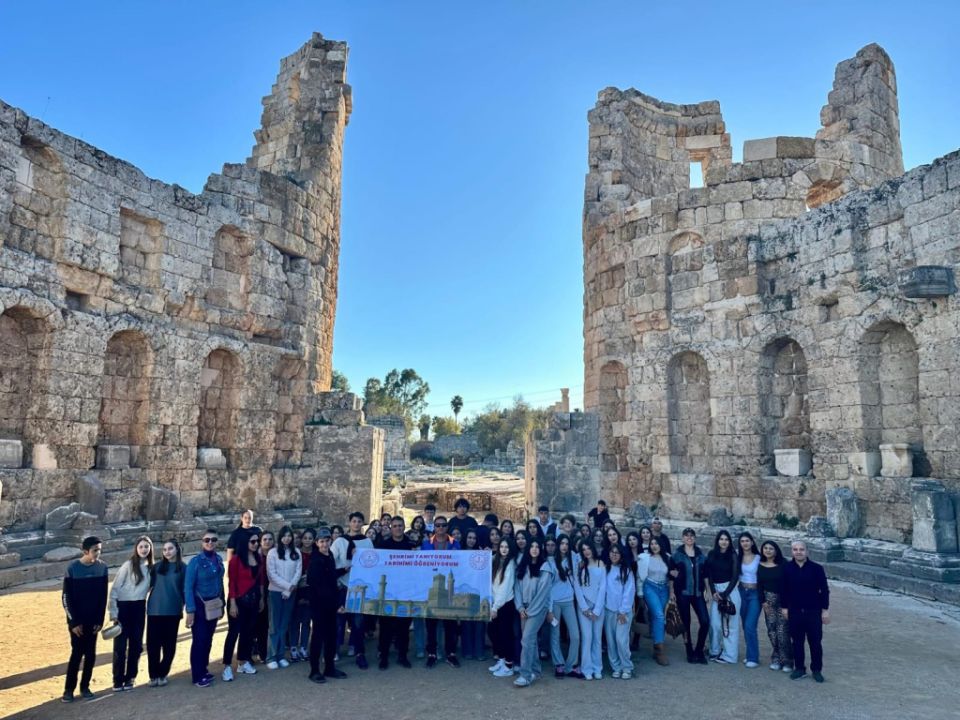 Antalyalı öğrenciler şehrini tanıyor