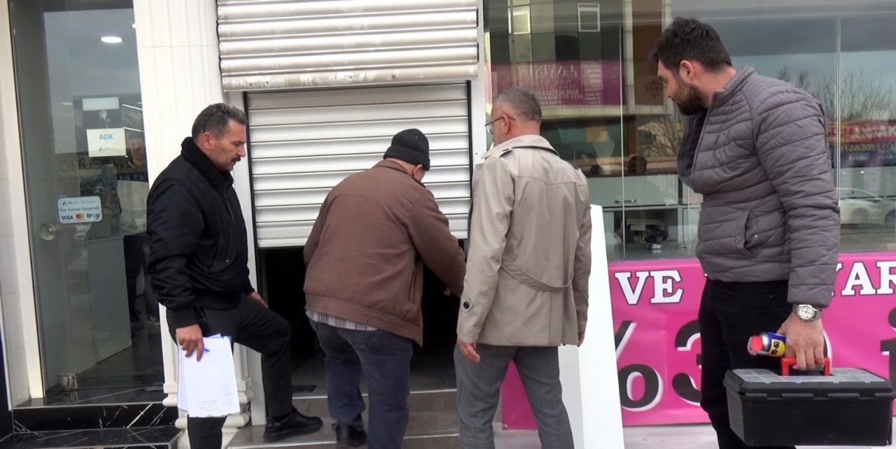 'Cenaze dolayısıyla kapalıyız' yazısı asılan kuyumcuda 50 milyon liralık vurgun iddiası