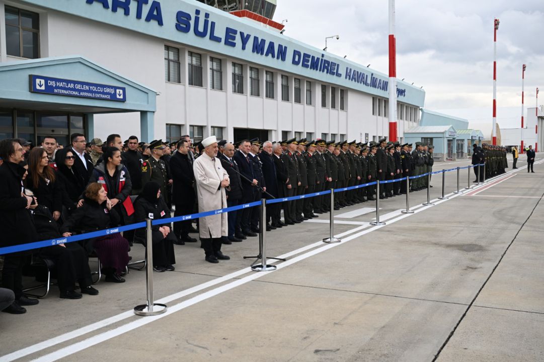 Şehit binbaşının cenazesi Isparta'ya getirildi