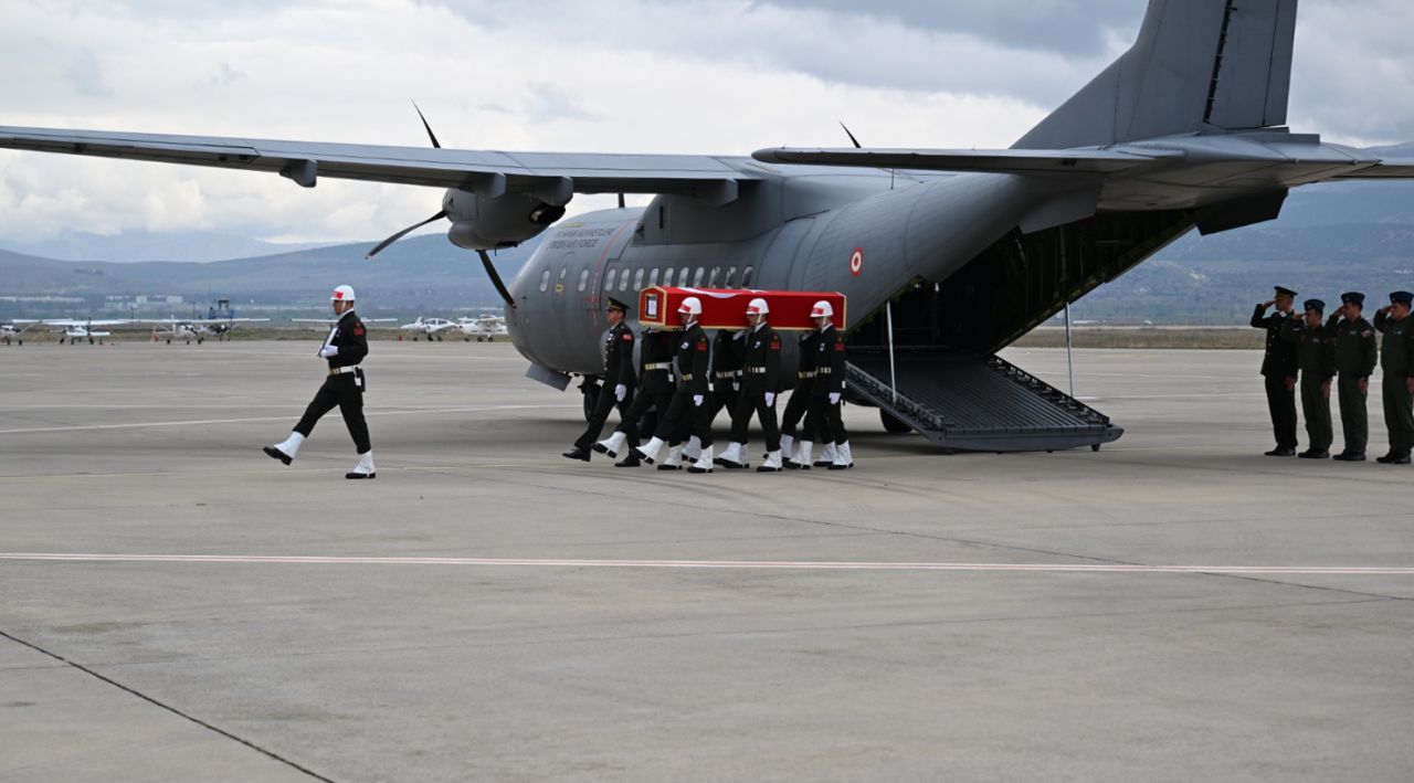 Şehit binbaşının cenazesi Isparta'ya getirildi