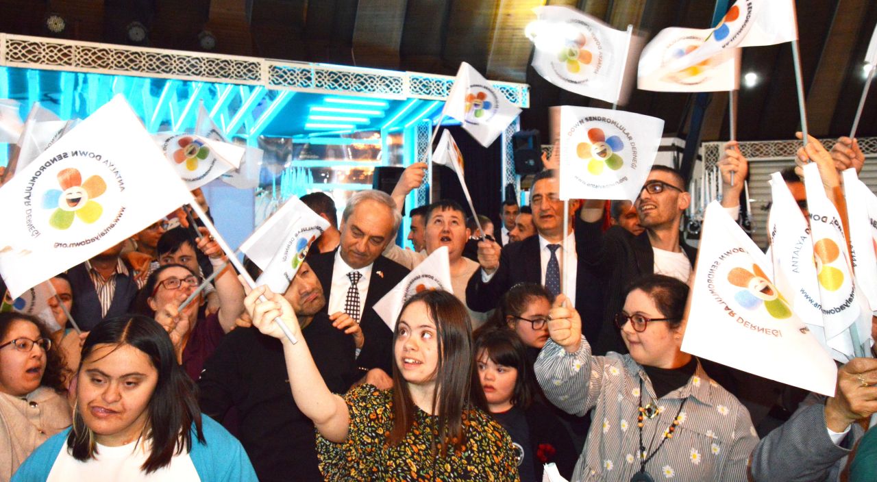 Farkındalık Günü'nde anlamlı buluşma