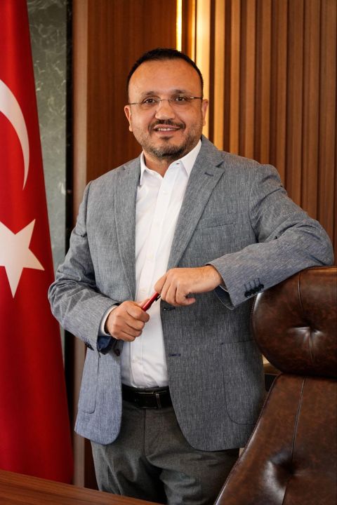 İhracatçılarda renkli seçim