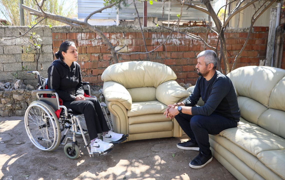 Balkondan düşüp tekerlekli sandalyeye mahkum kaldı, 2 bin lira nafaka nedeniyle engelli maaşı bağlanmadı