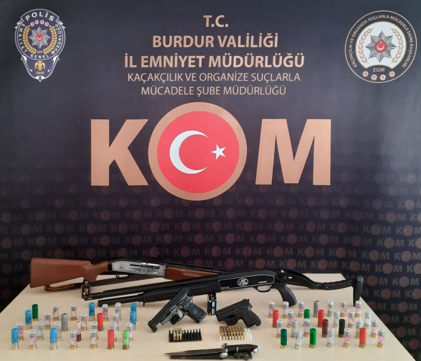 Tarihi eser ve silah operasyonu