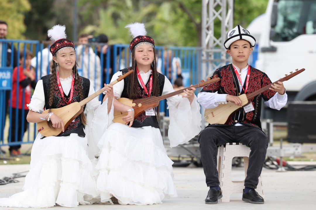 Çocuk Festivali Galası renkli görüntülere sahne oldu