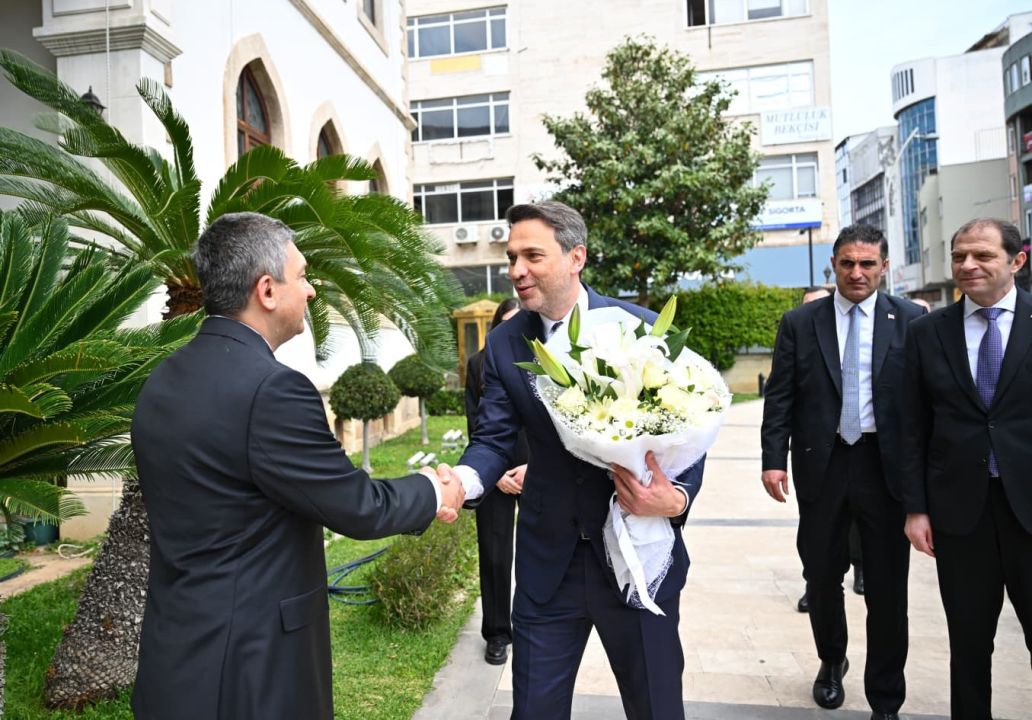 Bakan Bayraktar’dan Antalya Valiliğine ziyaret