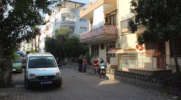 1.5 yaşındaki çocuk 2. katın balkonundan düştü